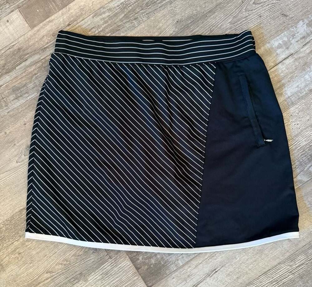 Pebble Beach Golf  Womens Dry-luxe Performance Stripe Fashion Skort L